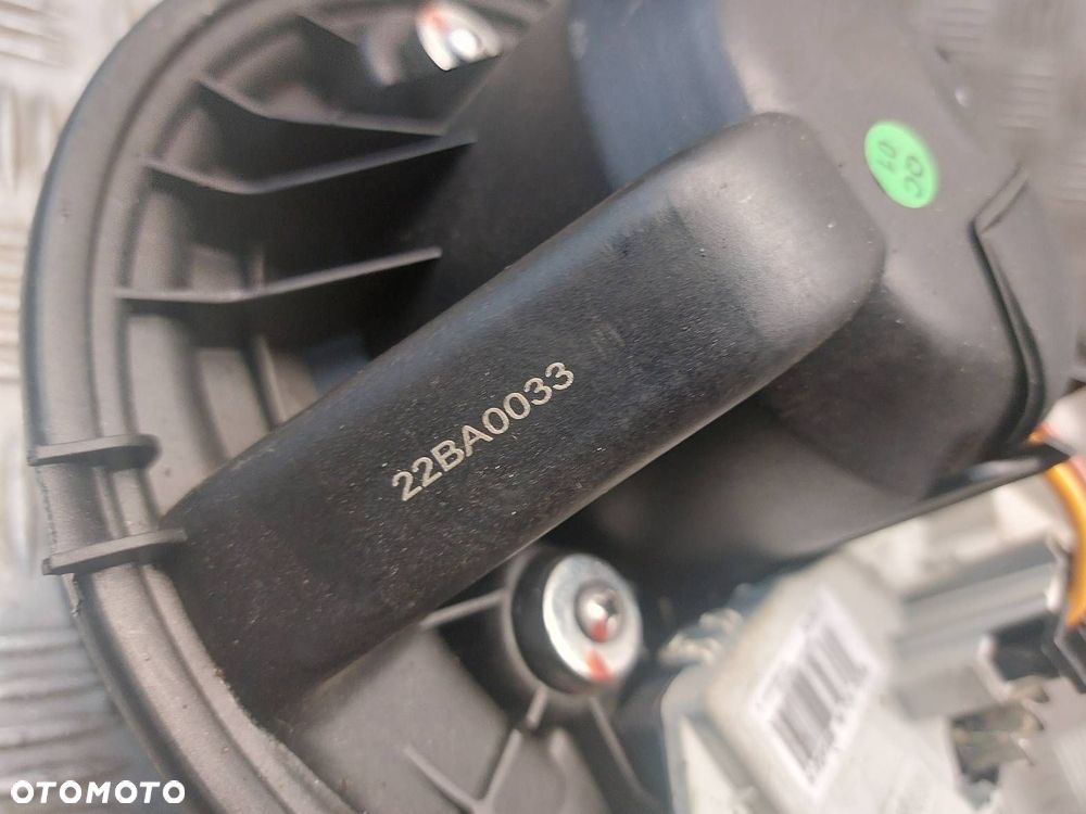 DMUCHAWA WENTYLATOR NAWIEWU BMW E87 118d 985464F/H - 6