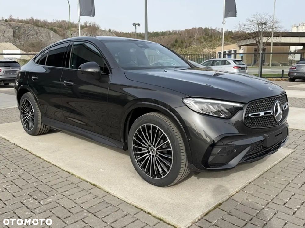 Mercedes-Benz GLC 200 d mHEV 4-Matic AMG Line - 2