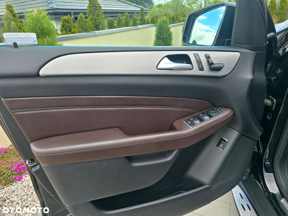 Mercedes-Benz ML - 18