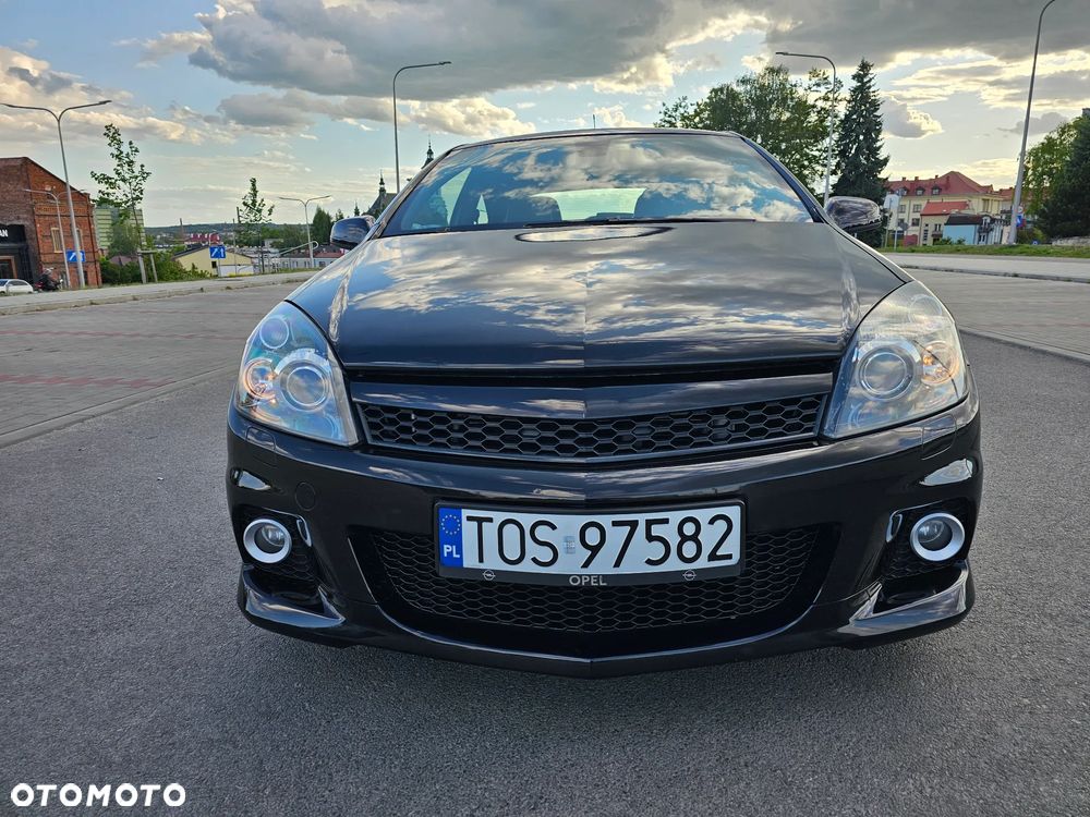 Opel Astra 2.0 T OPC - 4