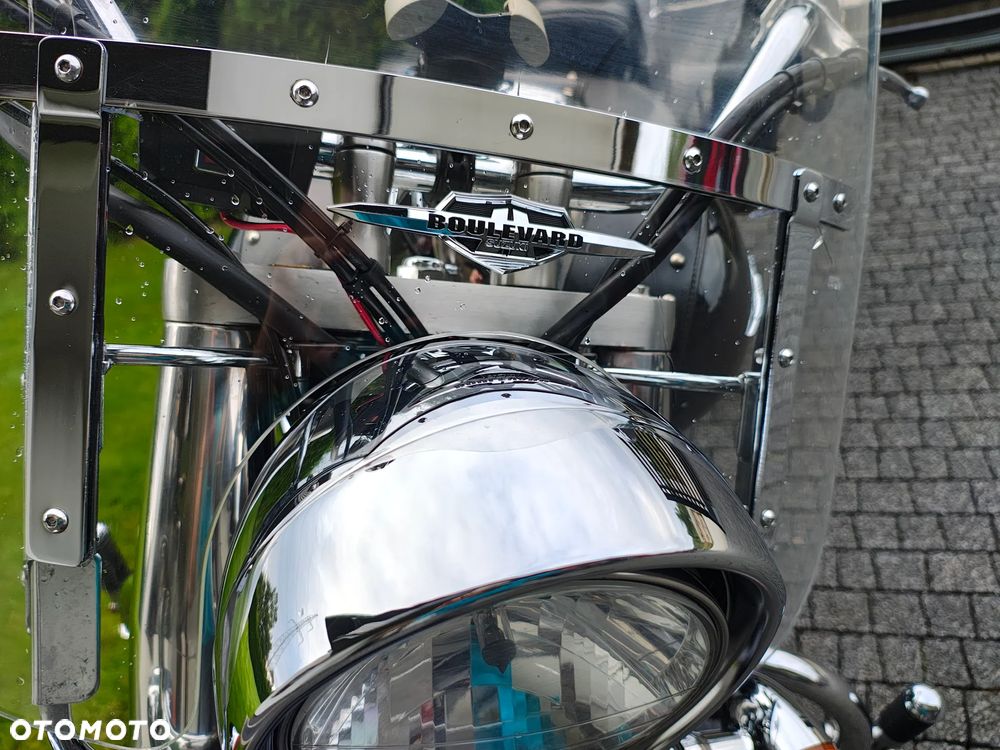 Suzuki Boulevard - 10