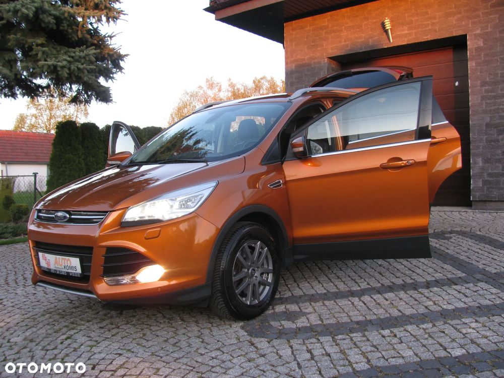 Ford Kuga 2.0 TDCi 2x4 Titanium - 11