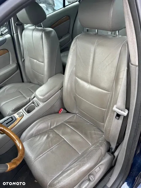 Jaguar S-Type - 9