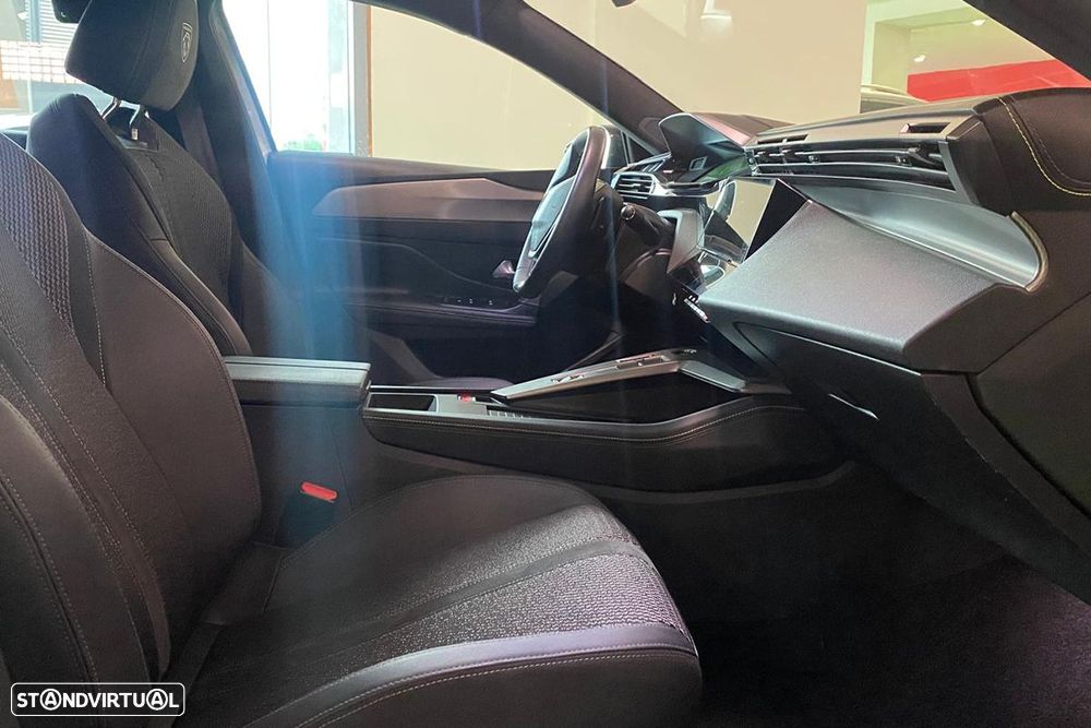 Peugeot 308 SW 1.2 PureTech GT EAT8 - 15