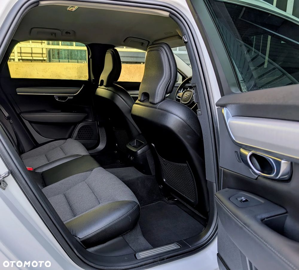 Volvo V90 D4 Geartronic Inscription - 24