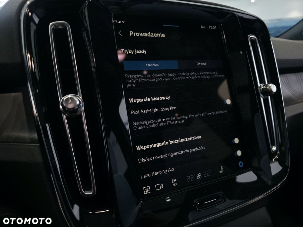 Volvo XC 40 - 21