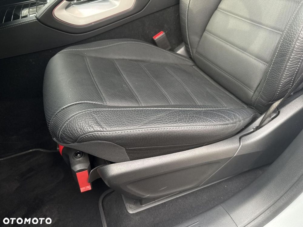 Mercedes-Benz GLE - 18