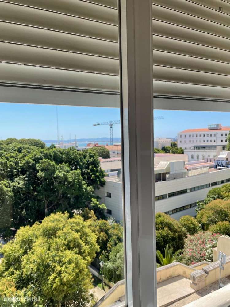 Quarto - localizado em São Bento Lisbon - Grande imagem: 5/33