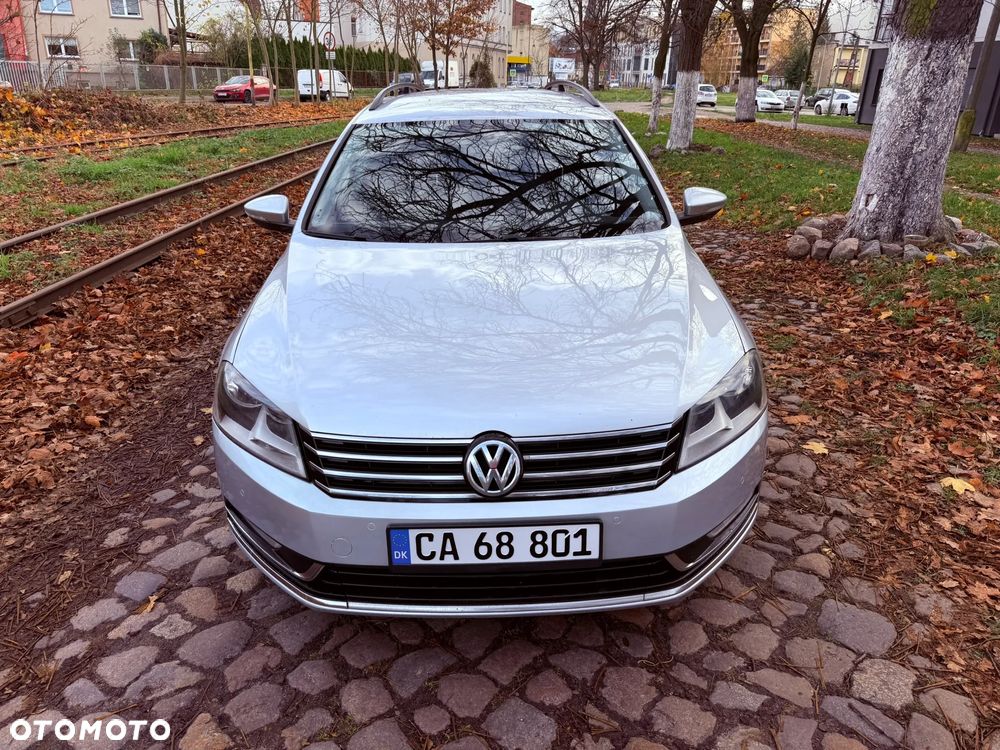 Volkswagen Passat - 2