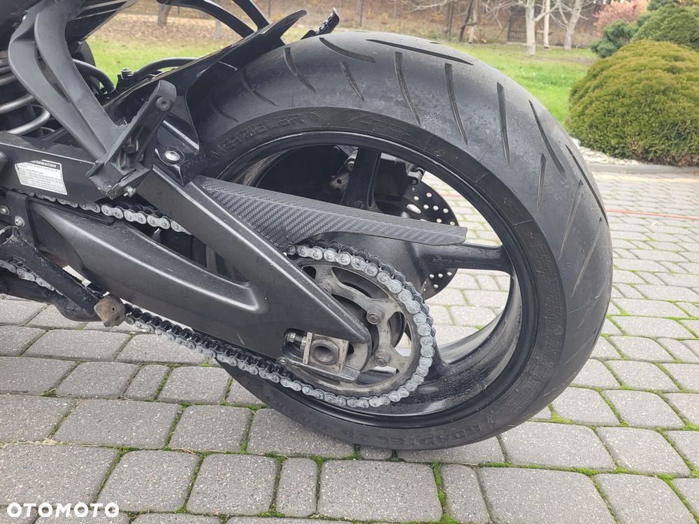 Yamaha FZ - 4