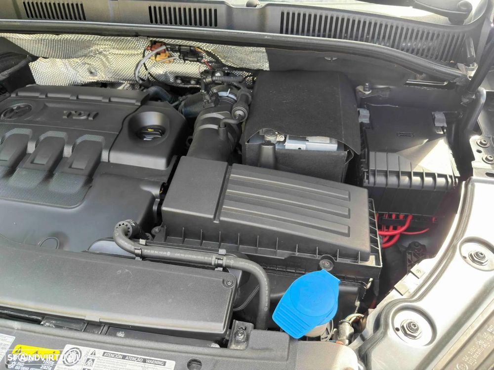 VW Sharan 2.0 TDI Blue Highline - 20