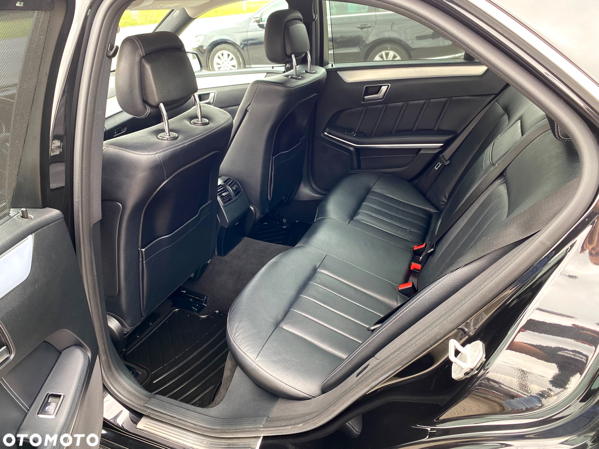 Mercedes-Benz Klasa E 220 BlueTEC 9G-TRONIC - 8