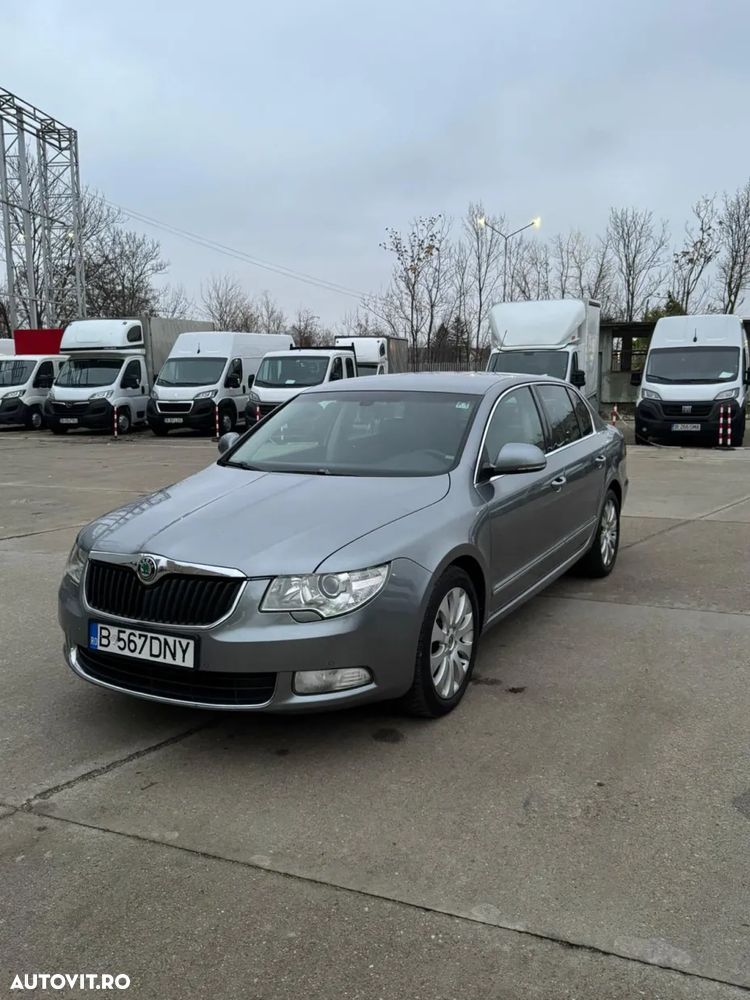 Skoda Superb 2.0 TDI Elegance DSG - 1