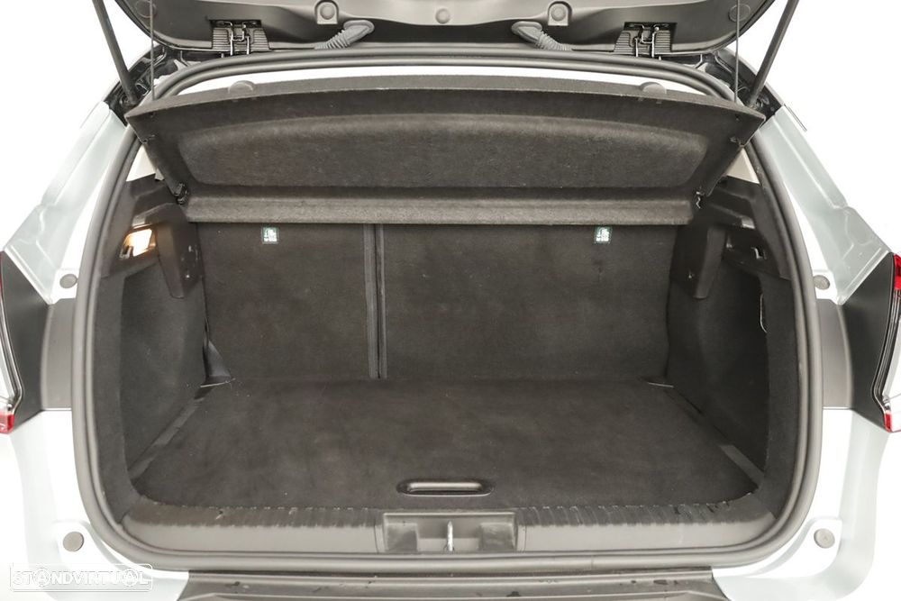Renault Captur 1.0 TCe Techno Bi-Fuel - 26