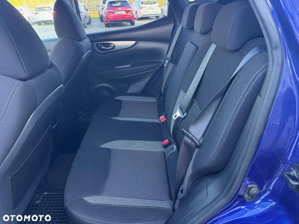 Nissan Qashqai 1.6 DCi 4x4 N-Connecta EU6 - 15