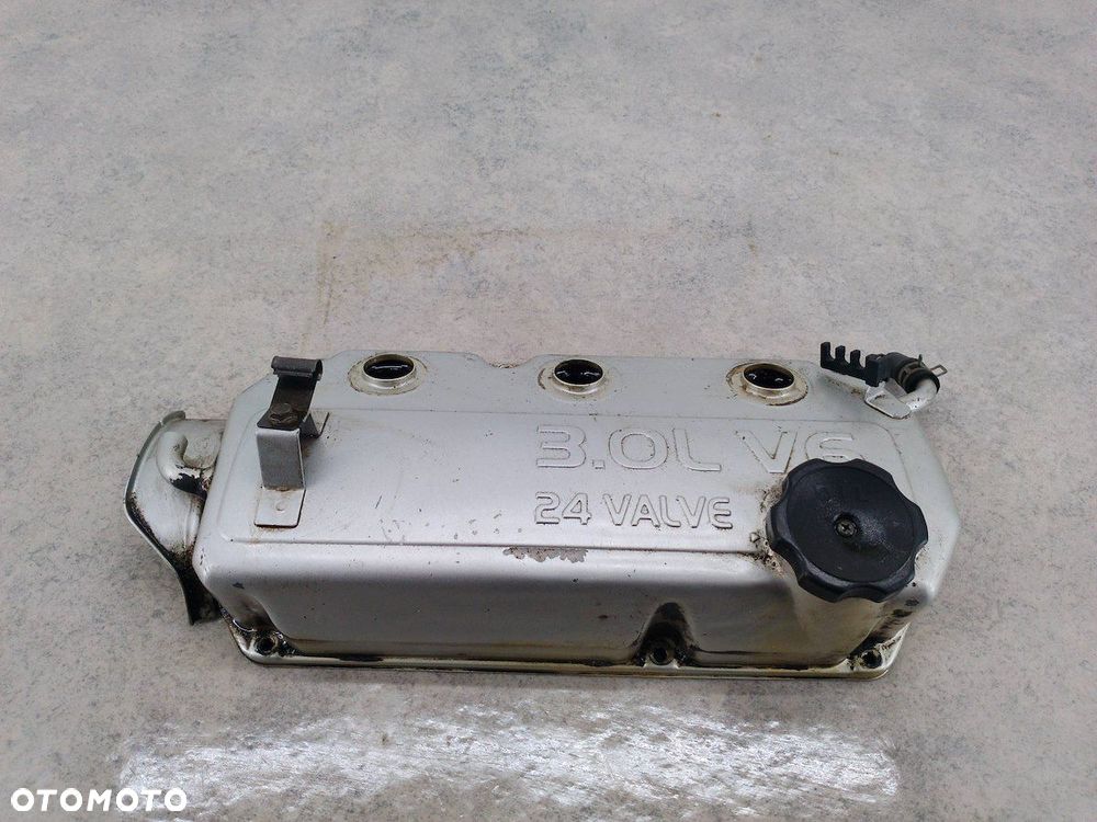 POKRYWA ZAWORÓW CHRYSLER SEBRING II 3.0 V6 - 3