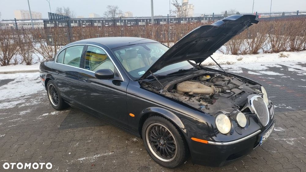 Jaguar S-Type - 13