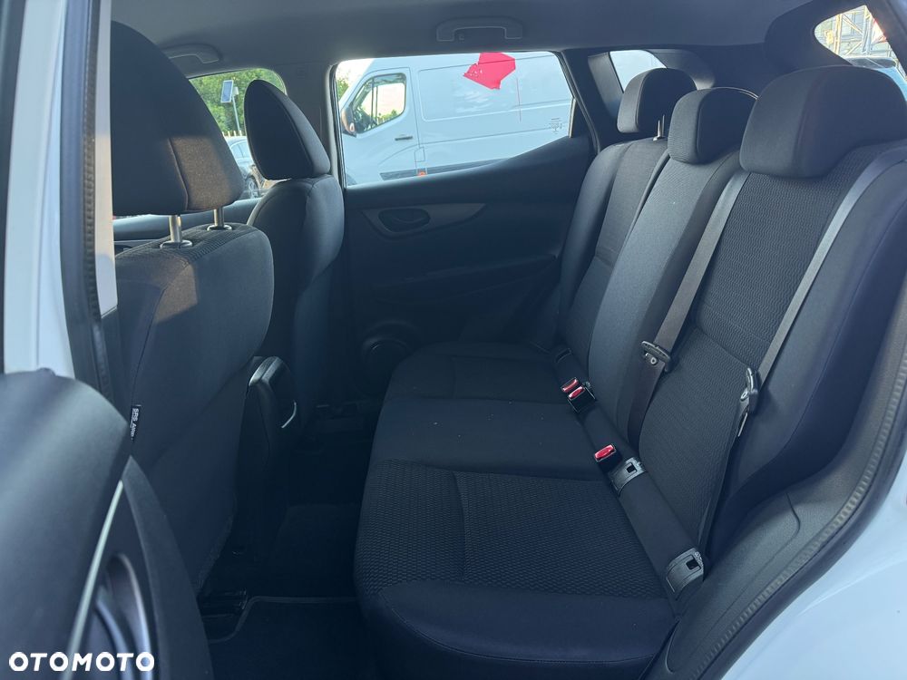 Nissan Qashqai 1.2 DIG-T Visia - 12