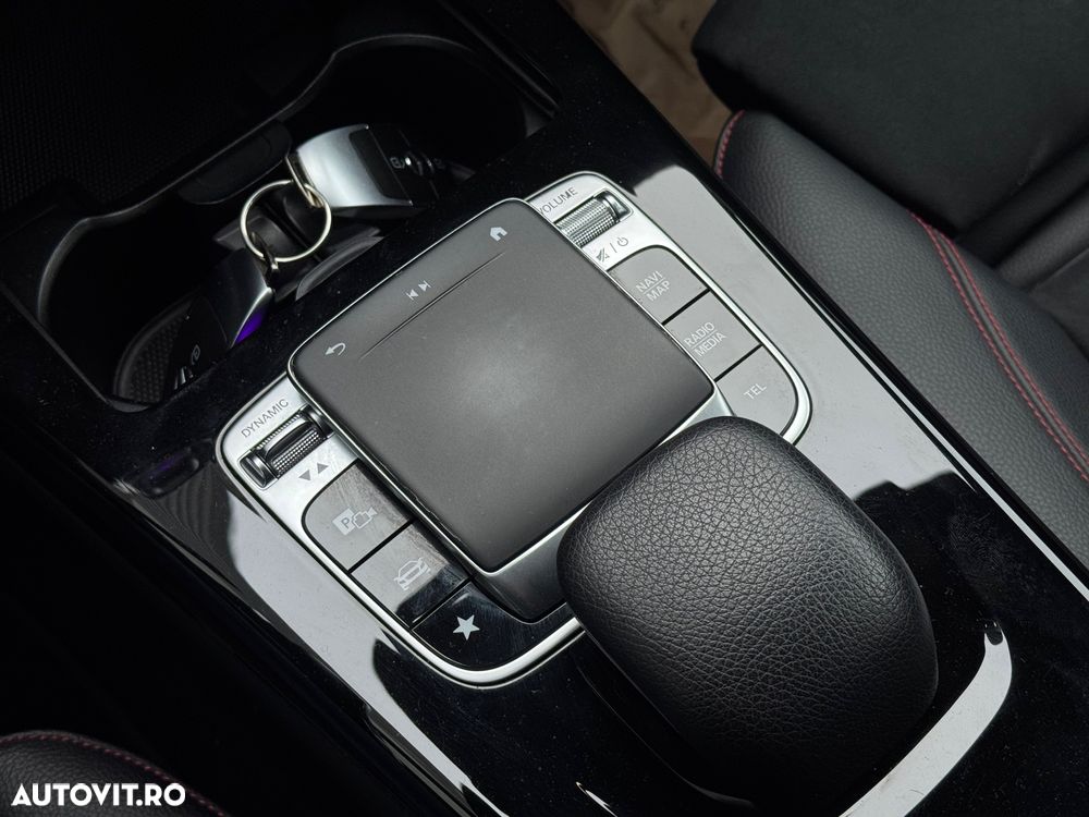 Mercedes-Benz A 180 d Aut. - 32