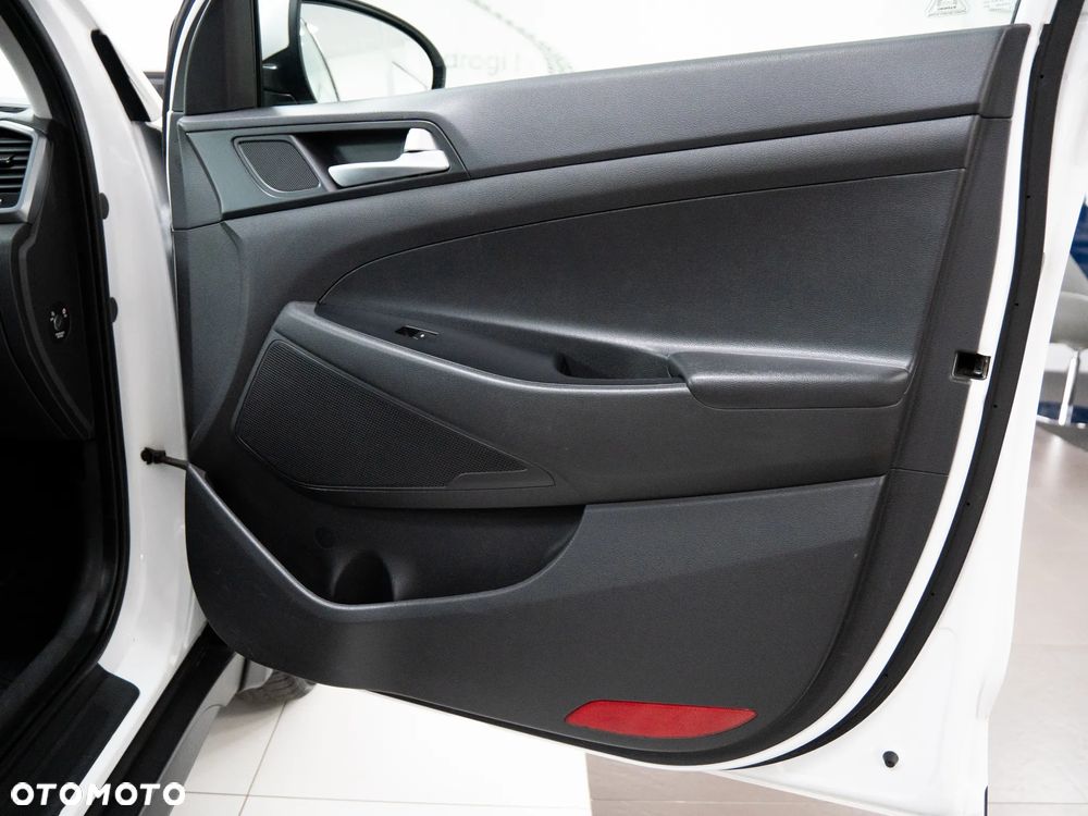 Hyundai Tucson 1.6 GDI BlueDrive Comfort 2WD - 38