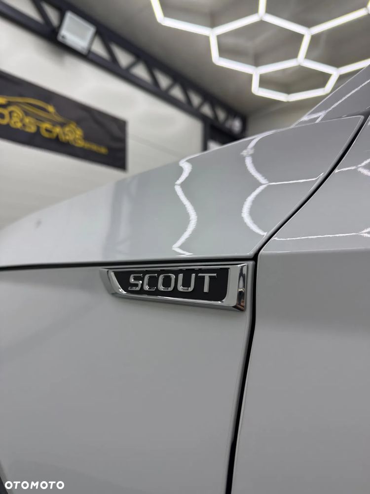 Skoda Octavia 2.0 TDI 4x4 Scout DSG - 16
