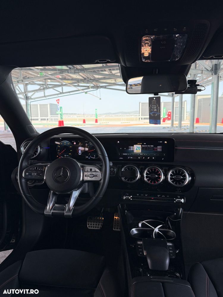Mercedes-Benz CLA 180 - 10