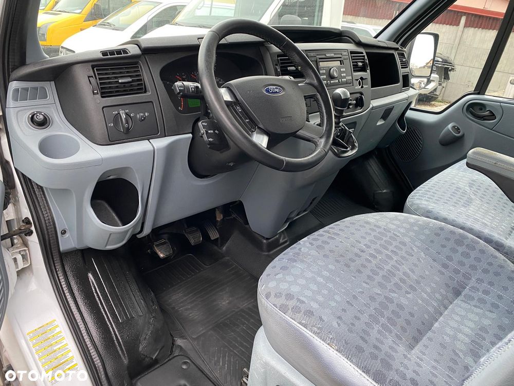 Ford TRANSIT - 9