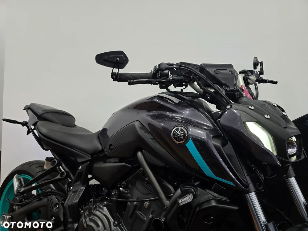 Yamaha MT - 4