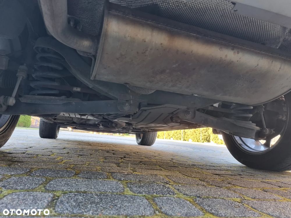 Ford Kuga 2.0 TDCi 4x4 Titanium - 26