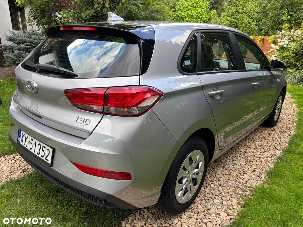 Hyundai i30 1.5 DPI Modern - 13