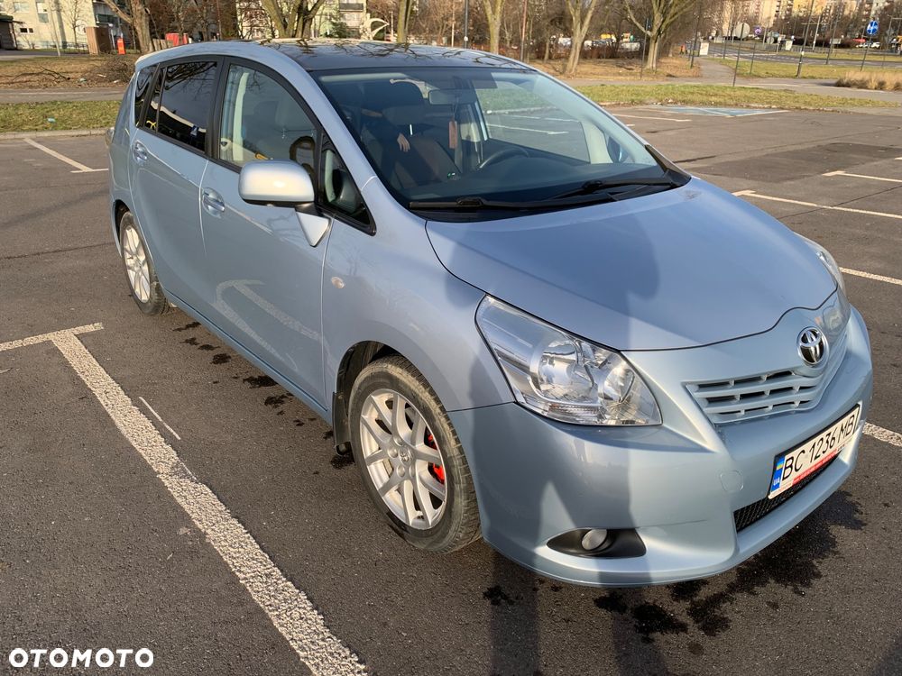 Toyota Verso - 1