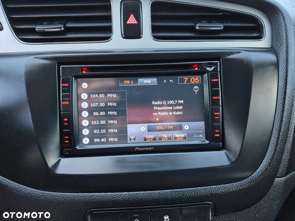 Kia Ceed - 22