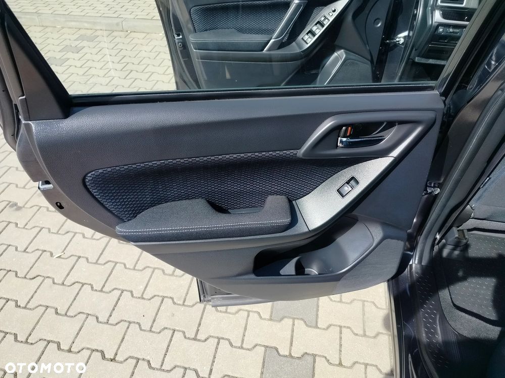 Subaru Forester 2.0D Exclusive EU6 - 10