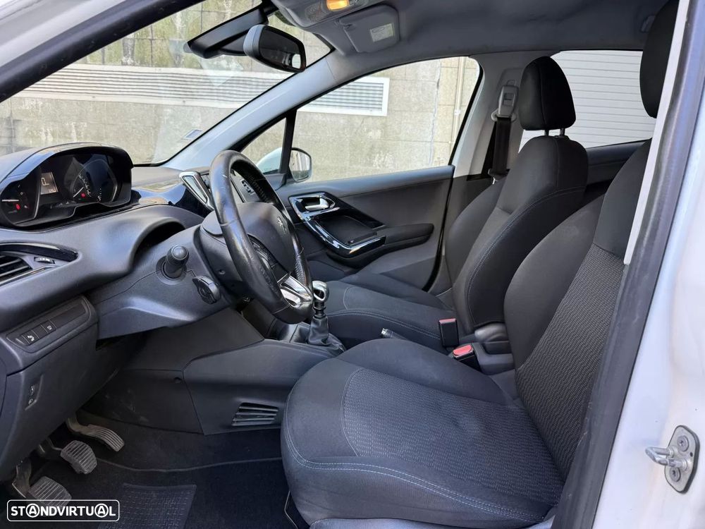 Peugeot 208 1.5 BlueHDi Signature - 8
