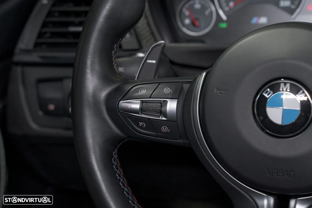 BMW M4 Coupe DKG - 11