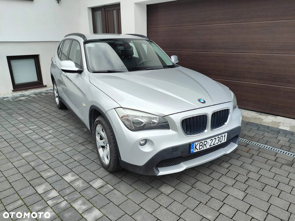 BMW X1 xDrive18d Sport Line - 1