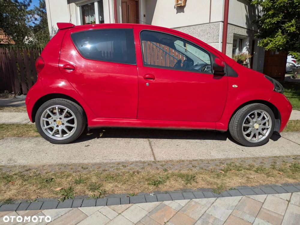 Toyota Aygo - 1