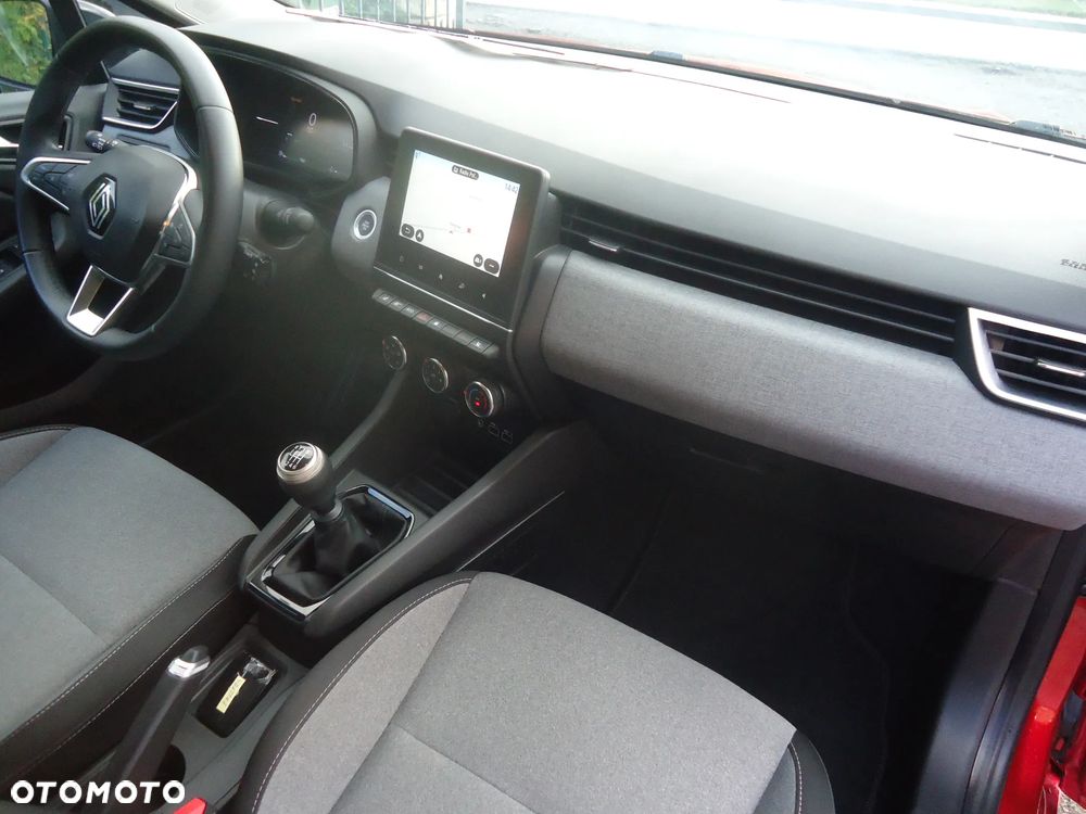 Renault Clio 1.0 TCe Evolution - 22