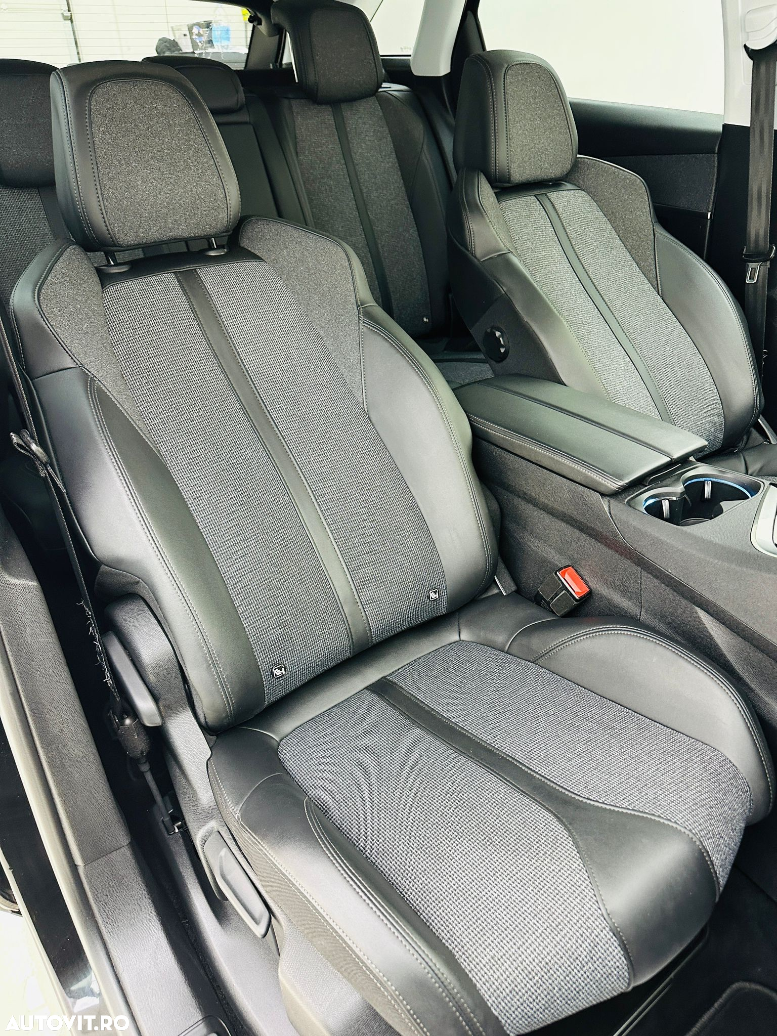 Peugeot 3008 - 25
