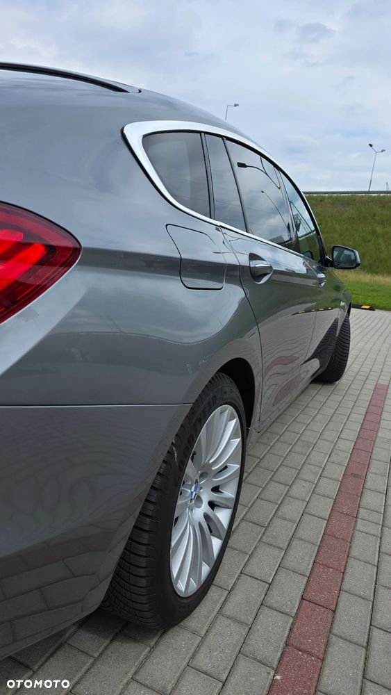 BMW 5GT 535d - 13