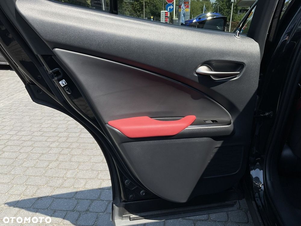 Lexus UX 200 F Sport 2WD - 26