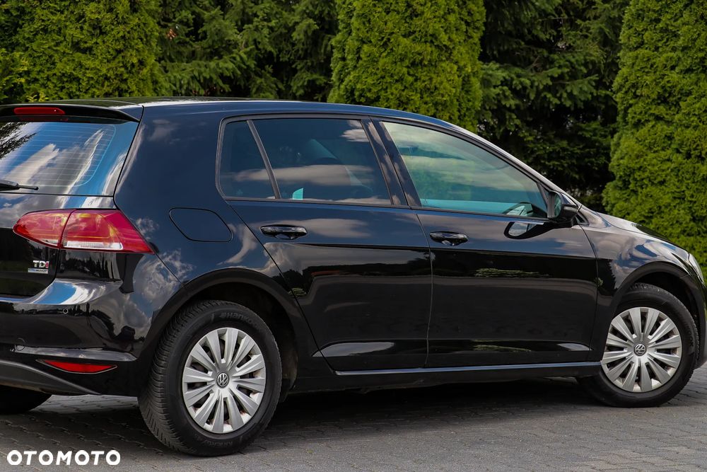 Volkswagen Golf 1.6 TDI DPF Highline - 15