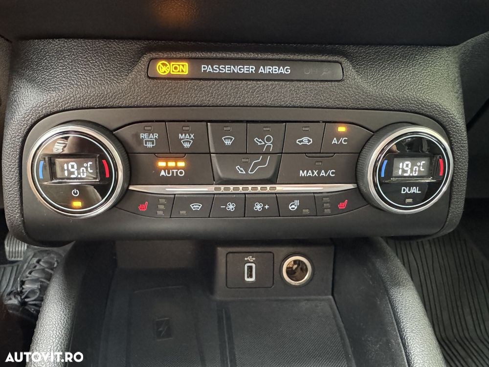 Ford Focus 1.5 EcoBlue Titanium X - 14