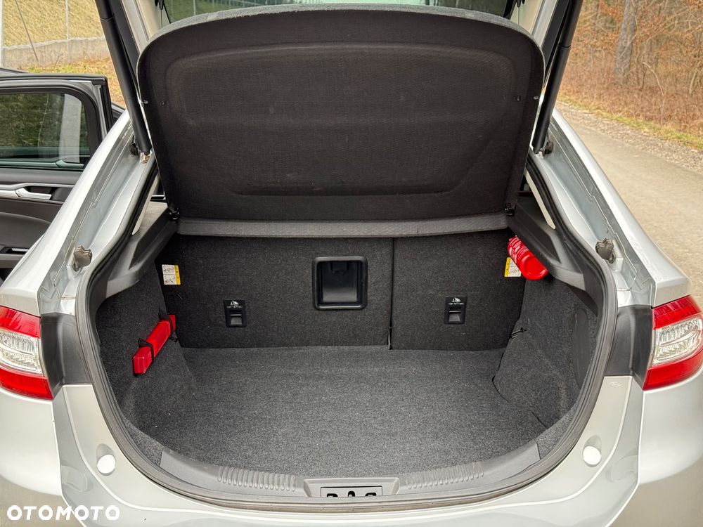 Ford Mondeo 2.0 TDCi Titanium - 13
