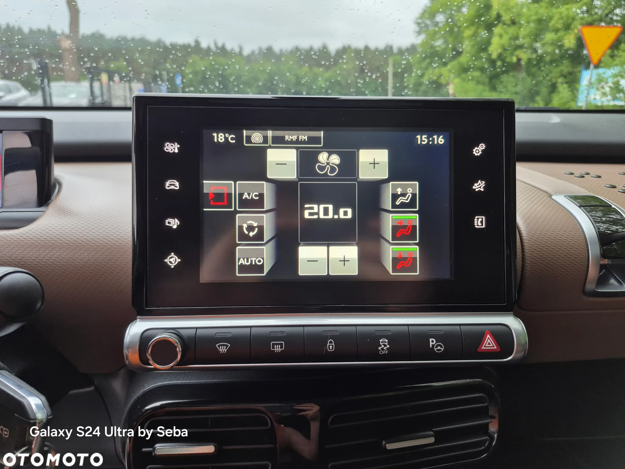Citroën C4 Cactus 1.6 BlueHDi Shine - 16