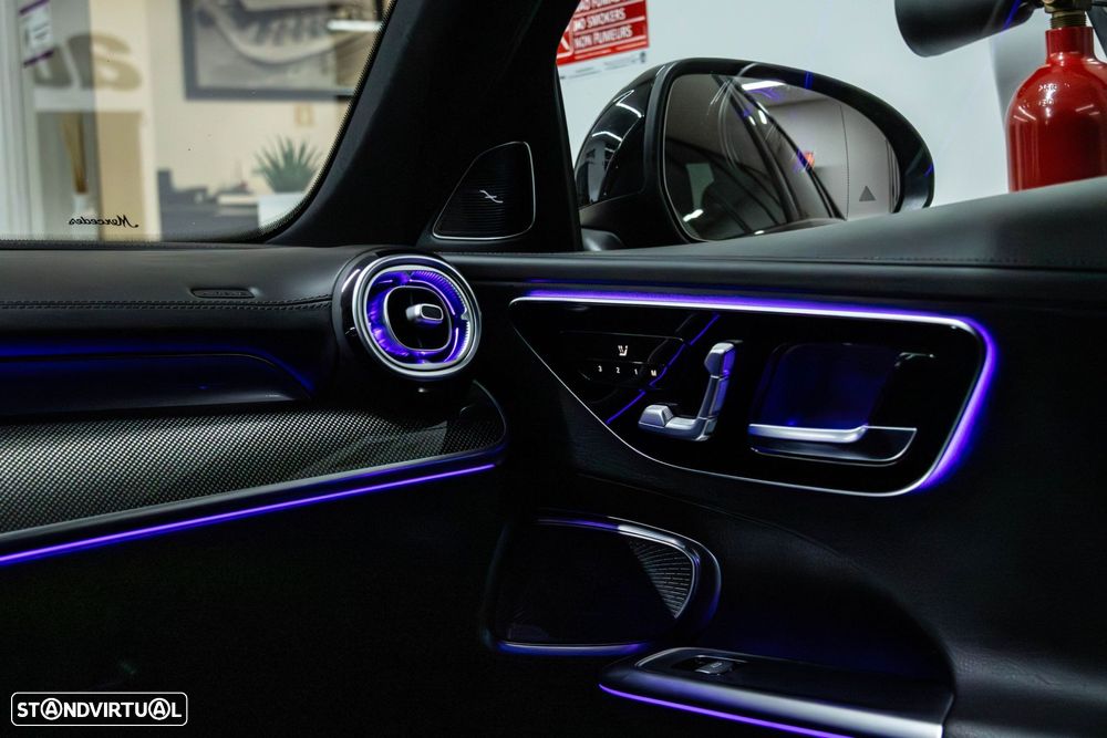 Mercedes-Benz C 300 d AMG Line - 14