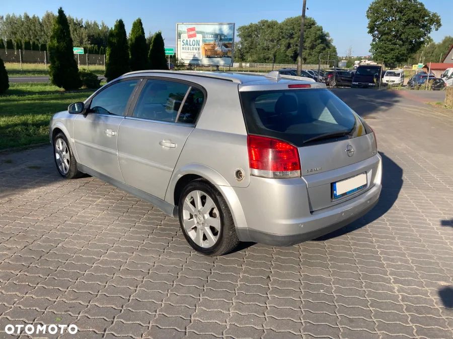 Opel Signum 2.0 T - 12