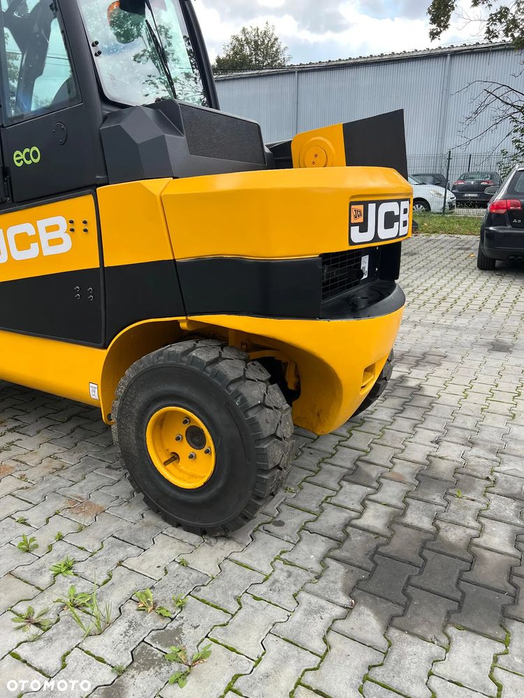 JCB 35D 4x4 - 9