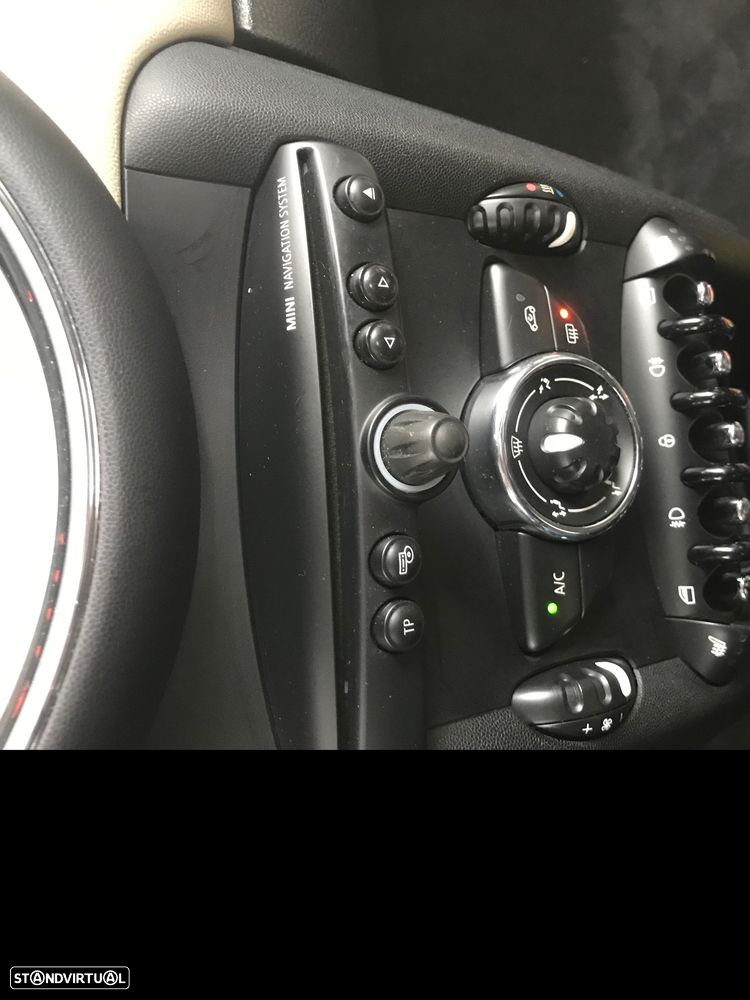 MINI 3 Portas One 1.6 Auto - 12
