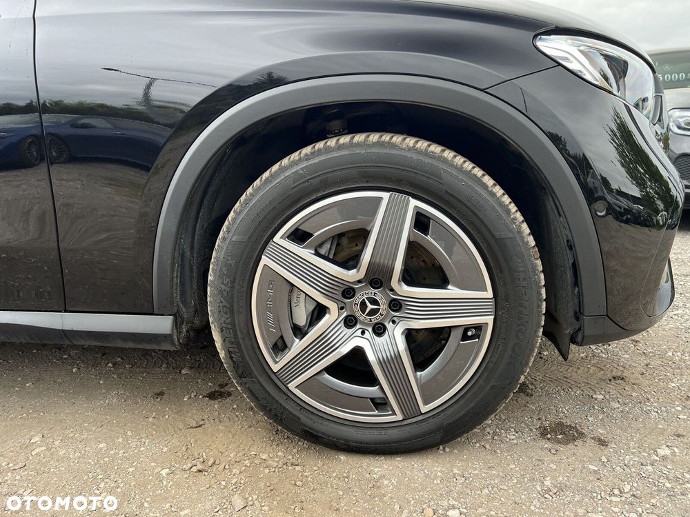 Mercedes-Benz GLC - 16